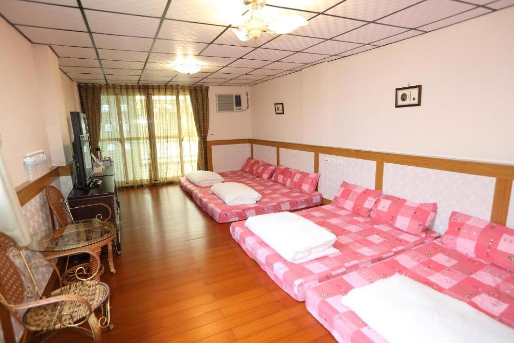 First Place B&B Città di Hualien Esterno foto