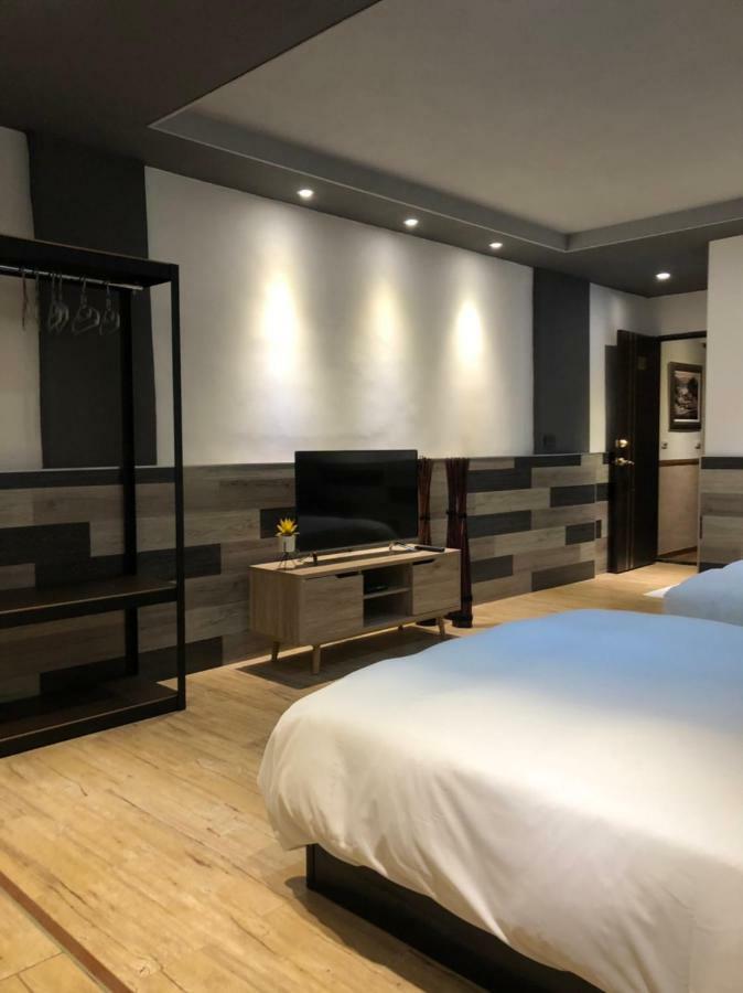 First Place B&B Città di Hualien Esterno foto