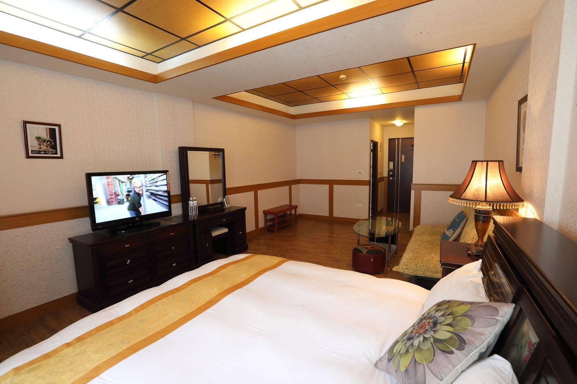First Place B&B Città di Hualien Esterno foto
