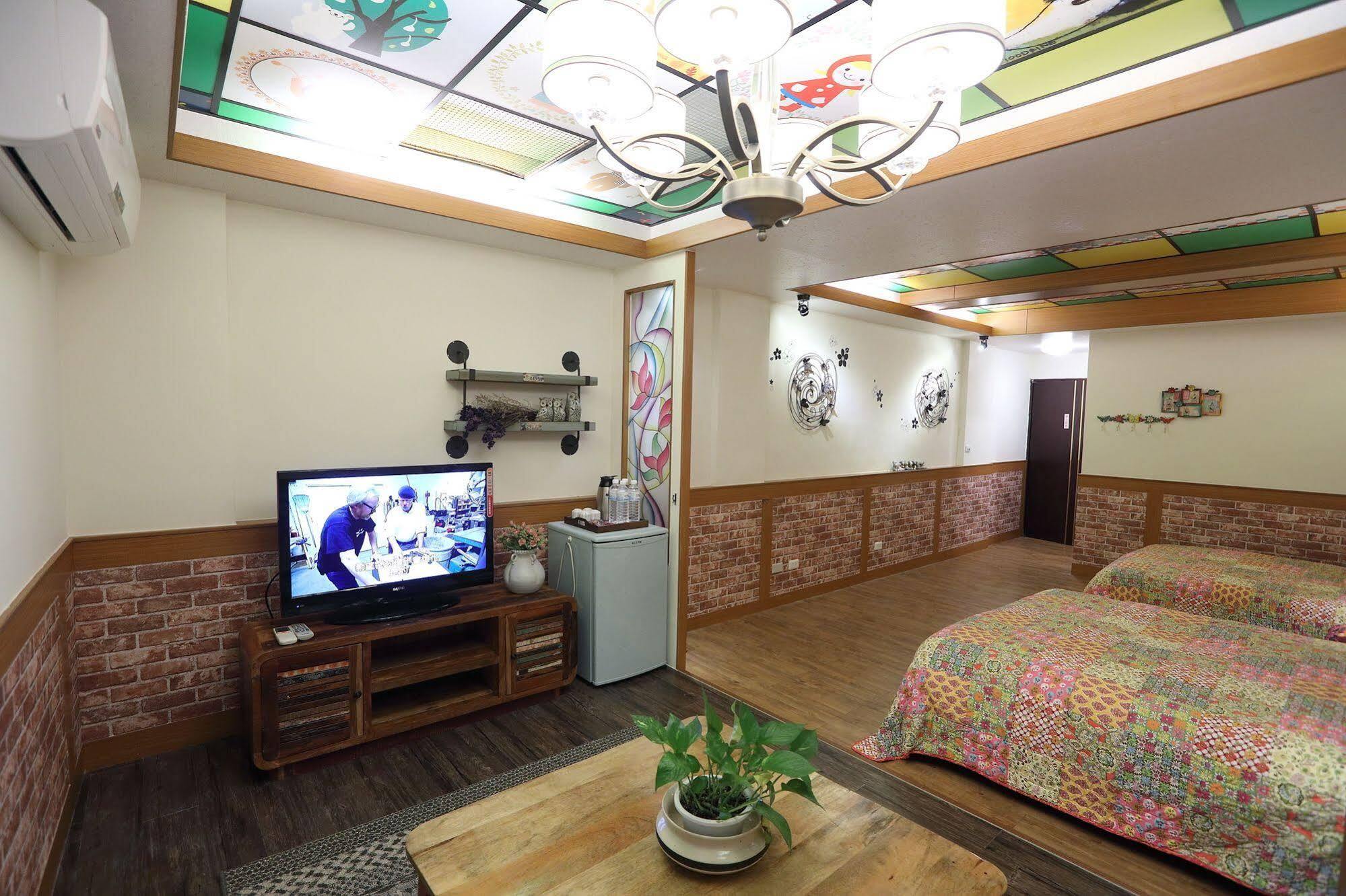 First Place B&B Città di Hualien Esterno foto