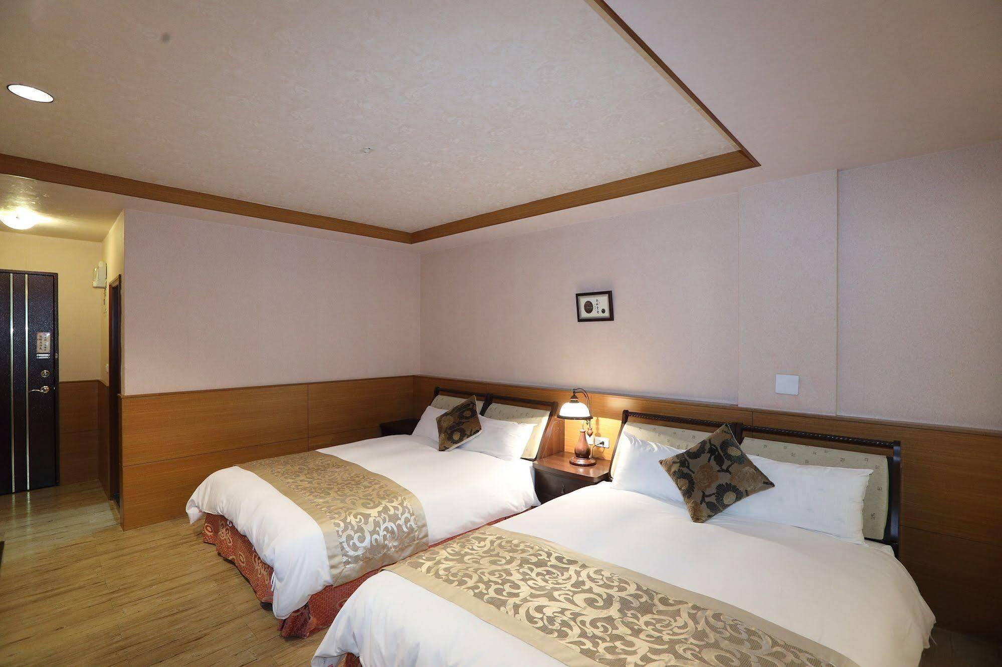 First Place B&B Città di Hualien Esterno foto