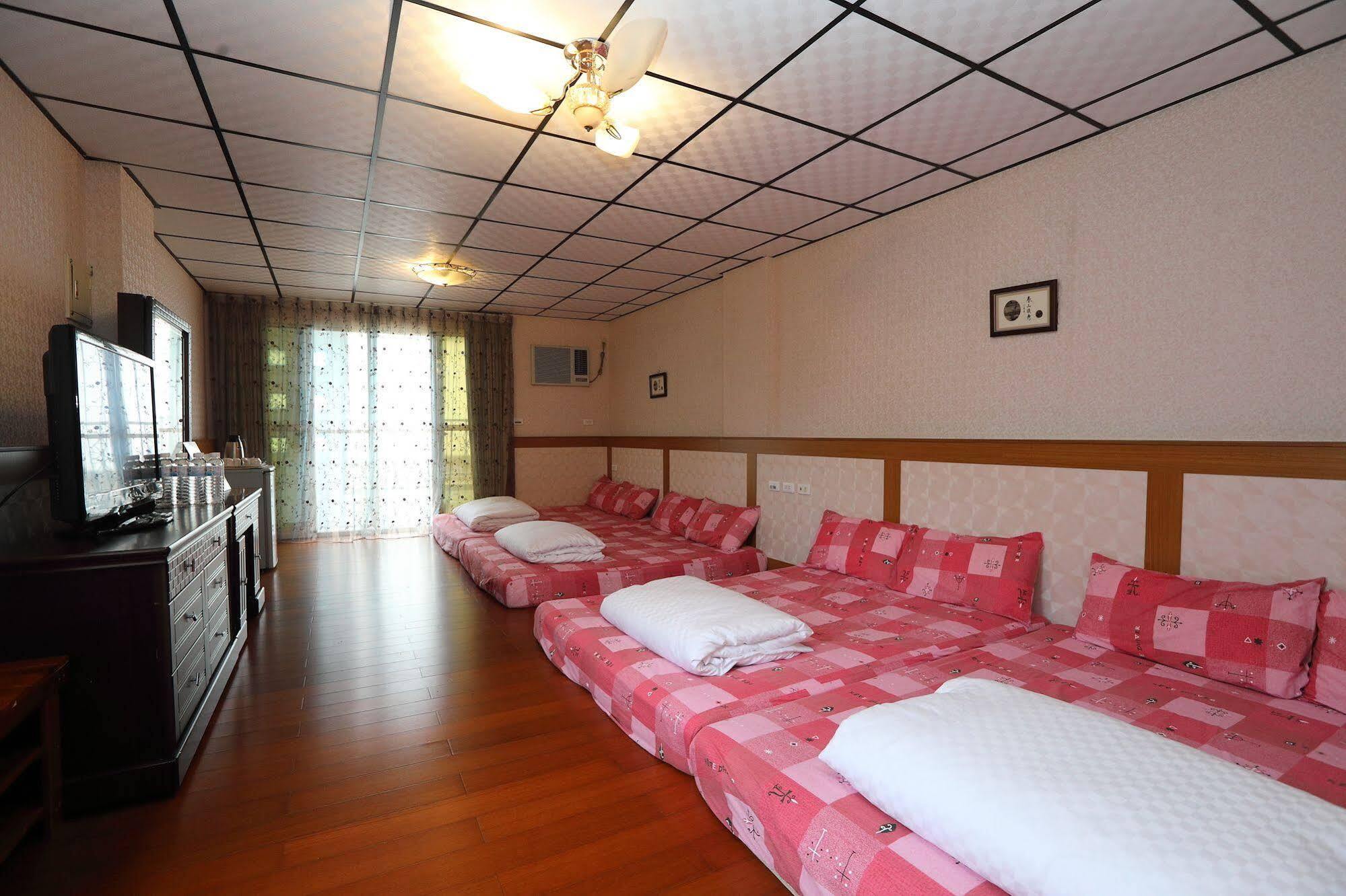 First Place B&B Città di Hualien Esterno foto